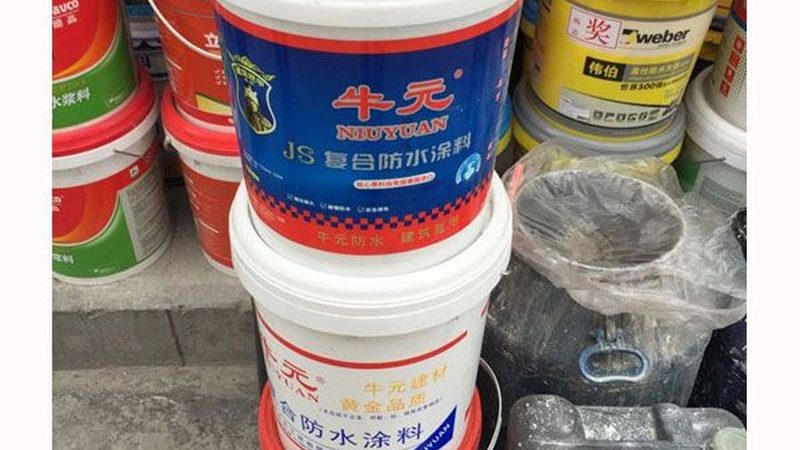防水涂料与卷材：如何区分两种材料的关键差异